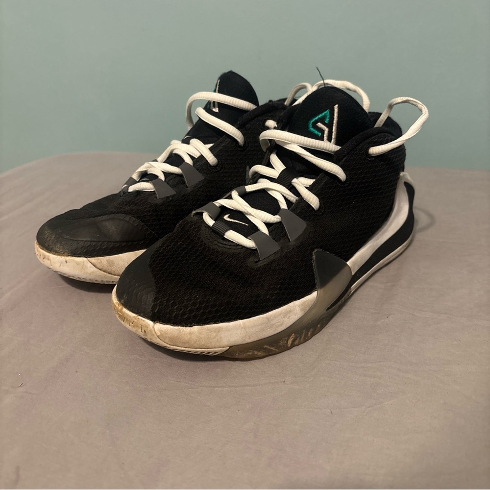 Nike Black and White Athletic Shoes